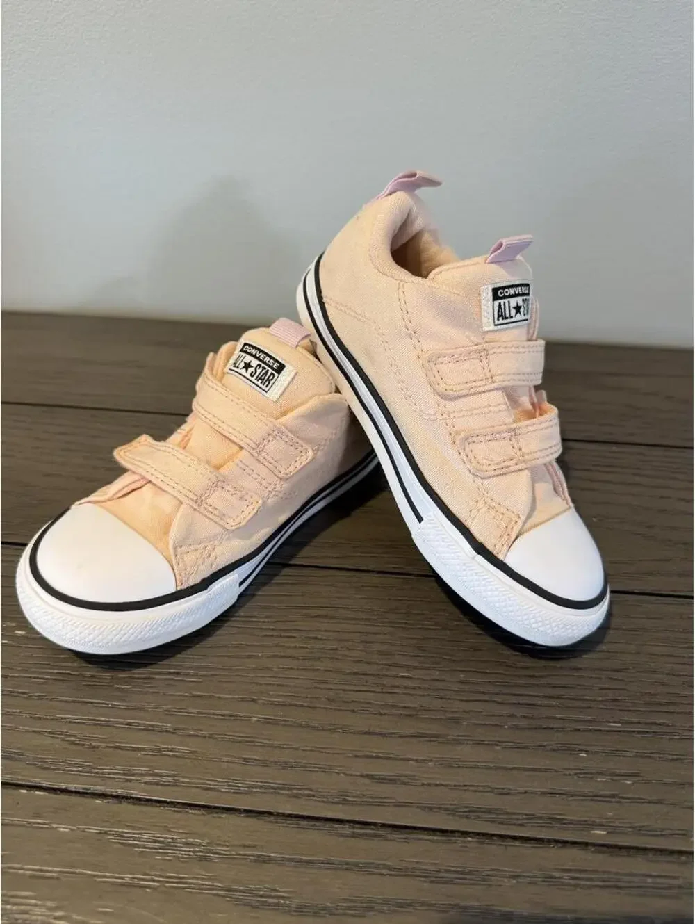 Converse Kid's Pink and Orange Trainer